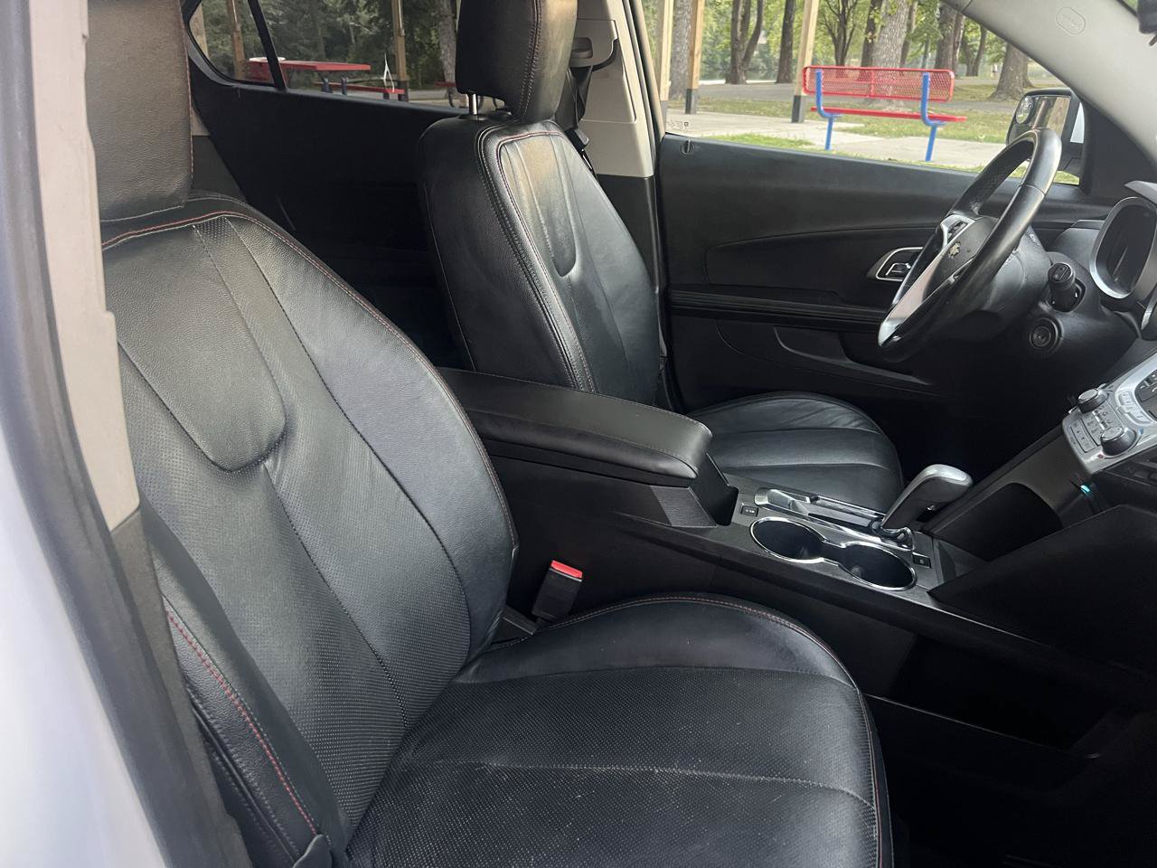 Used 2014 Chevrolet Equinox LT w/ Driver Convenience Package AWD/4WD image 21