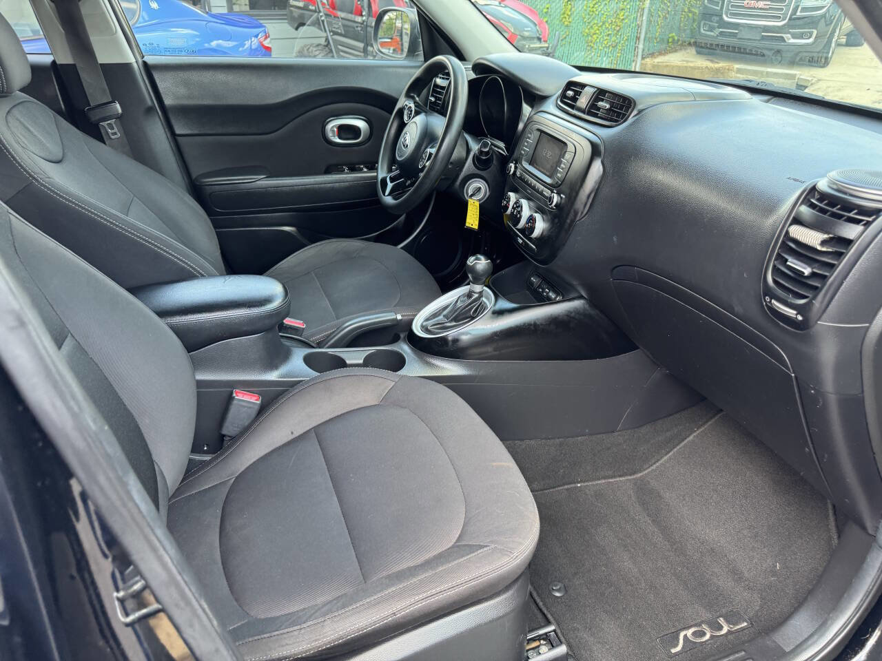 Used 2017 Kia Soul image 33