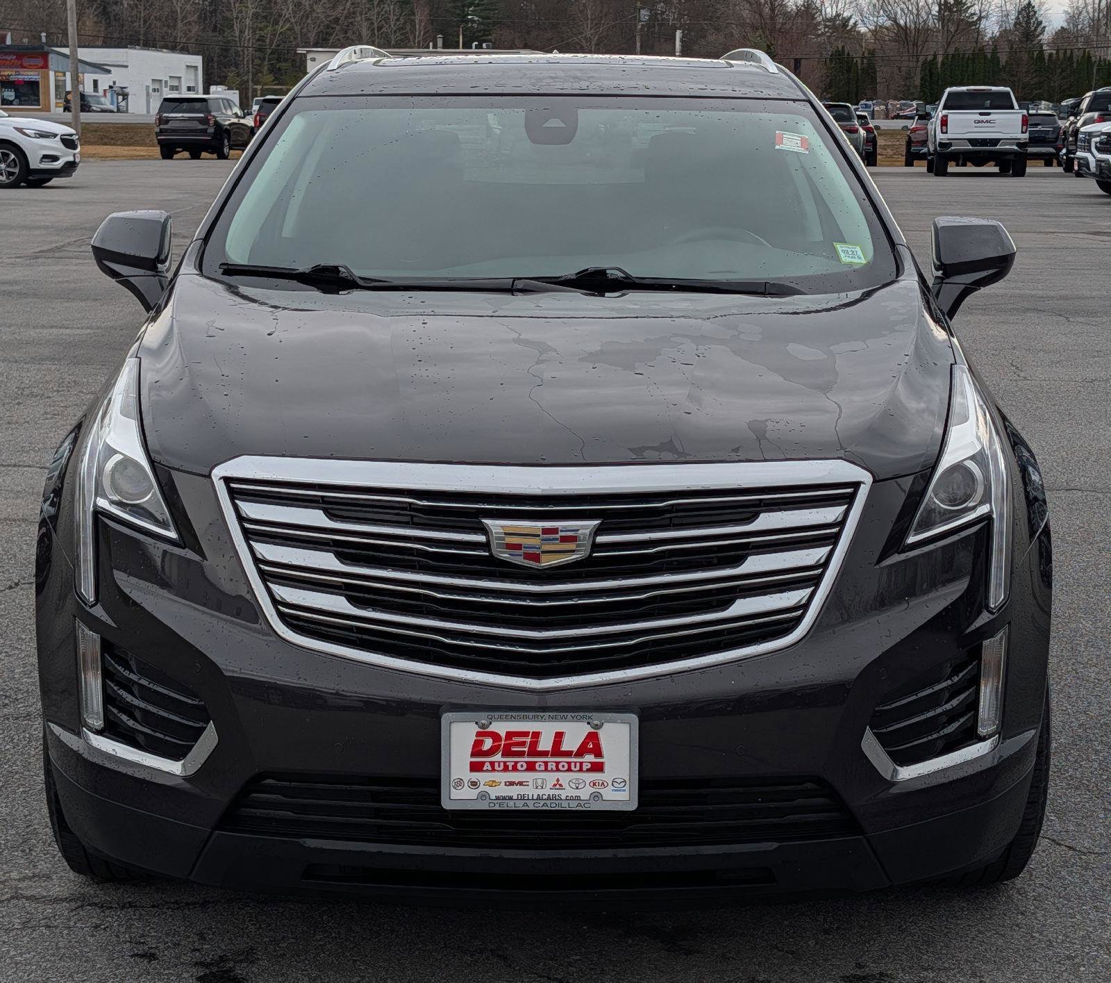 Used 2019 Cadillac XT5 Luxury image 2