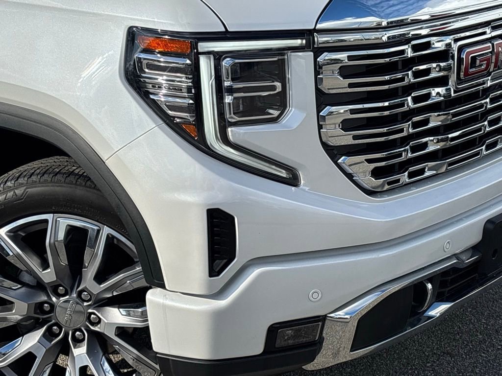 Used 2024 GMC Sierra 1500 Denali w/ Denali Reserve Package image 12