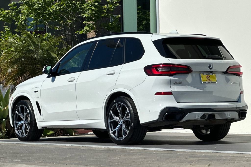 Used 2022 BMW X5 xDrive45e w/ M Sport Package image 5