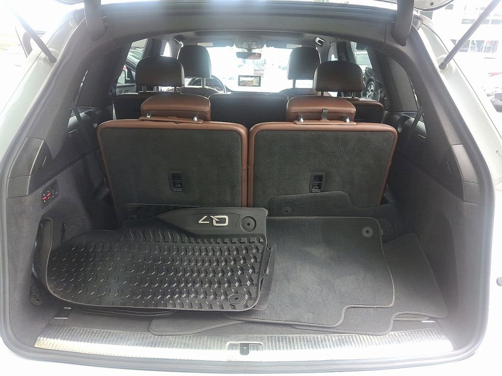 Used 2019 Audi Q7 2.0T Premium Plus w/ Premium Plus Package image 28