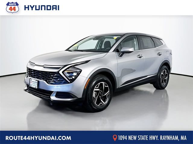 Used 2025 Kia Sportage LX AWD/4WD image 1