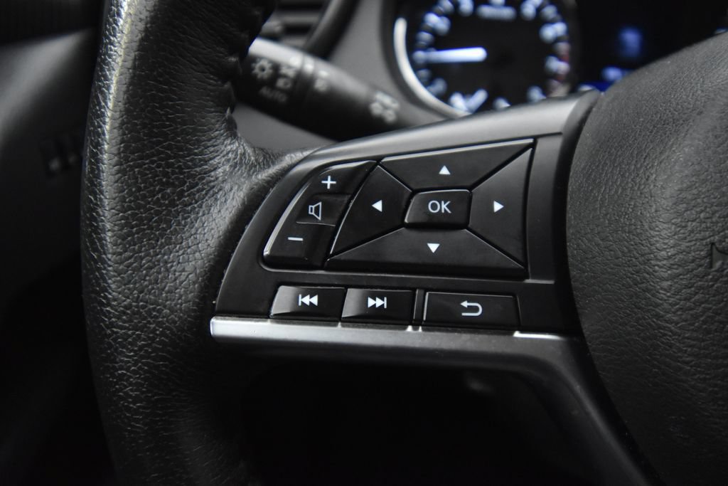 Used 2020 Nissan Rogue SL AWD/4WD image 36