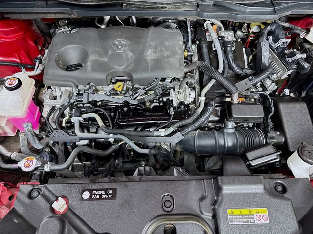 Used 2022 Toyota Sienna XLE image 32