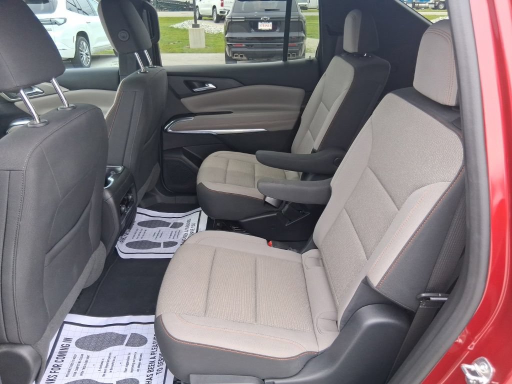 Used 2024 Chevrolet Traverse LT AWD/4WD image 25