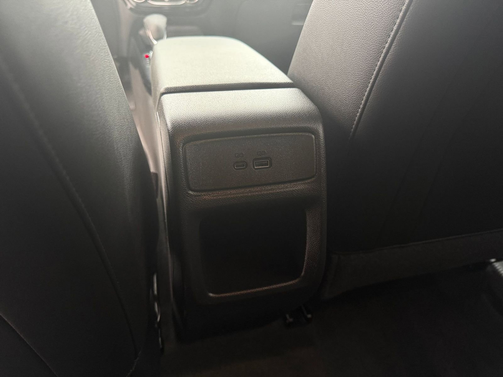 Used 2025 Chevrolet Trax LT image 24