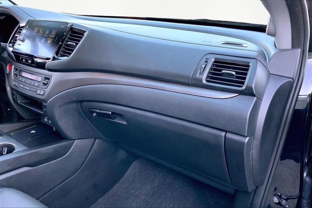 Used 2025 Honda Ridgeline RTL image 18