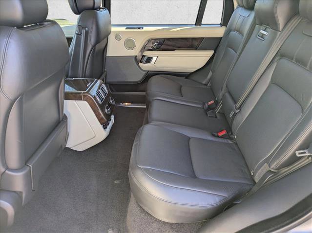 Used 2020 Land Rover Range Rover Long Wheelbase HSE image 18