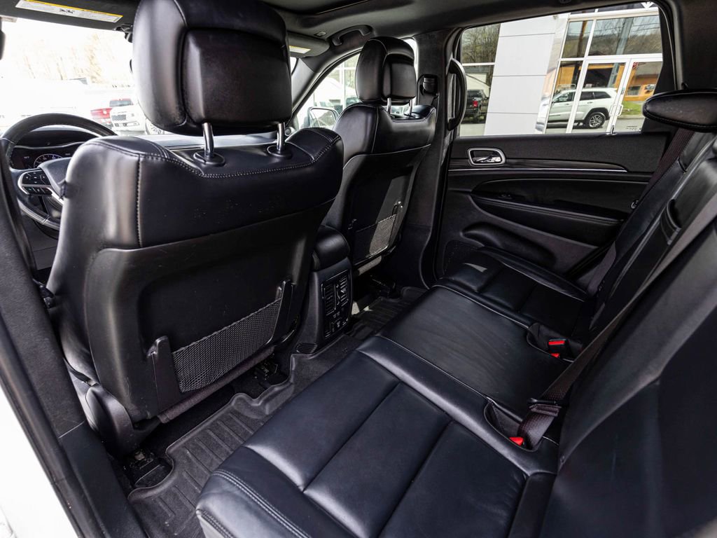 Used 2019 Jeep Grand Cherokee Limited AWD/4WD image 28