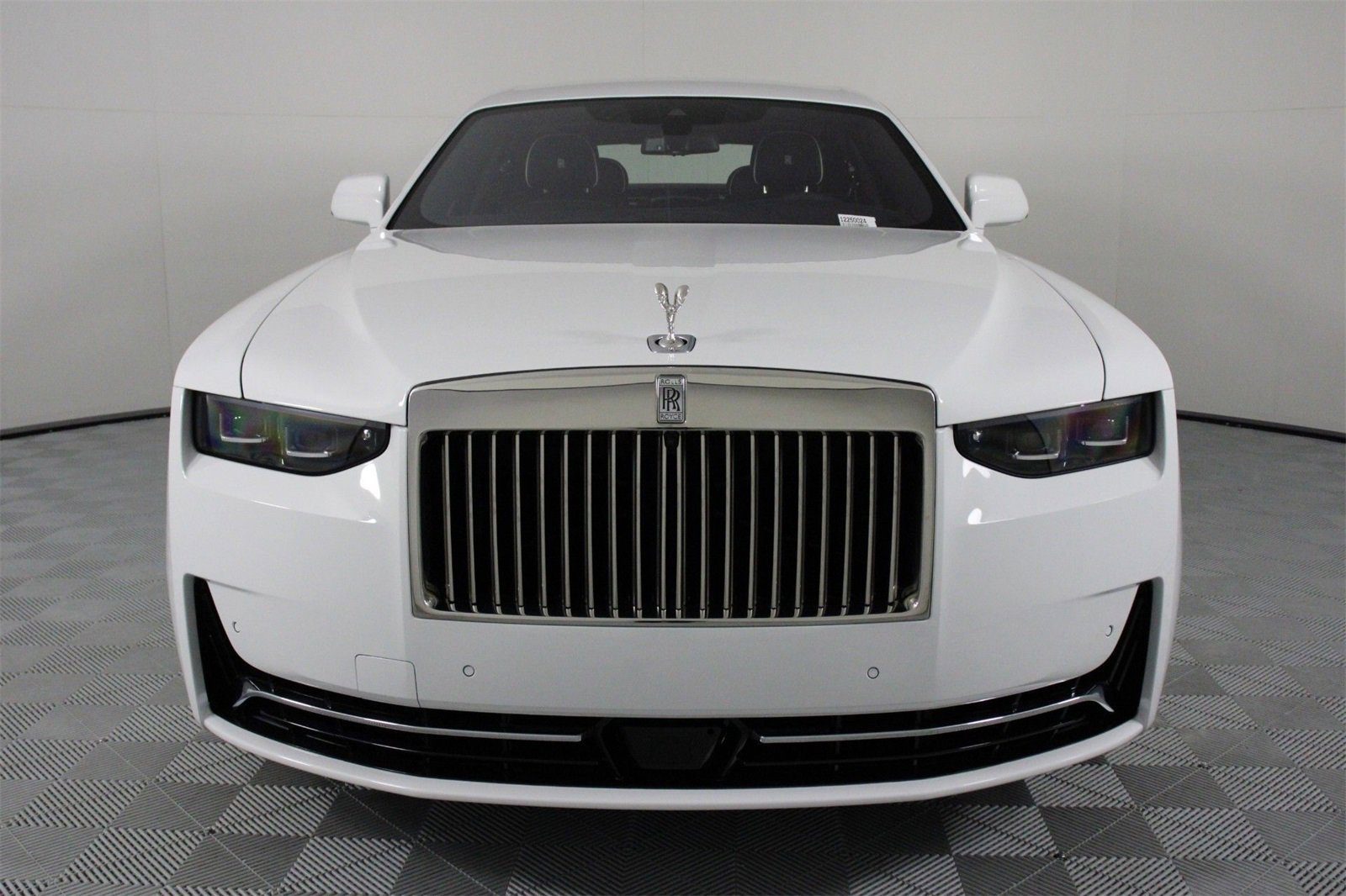 New 2025 Rolls-Royce Ghost image 5