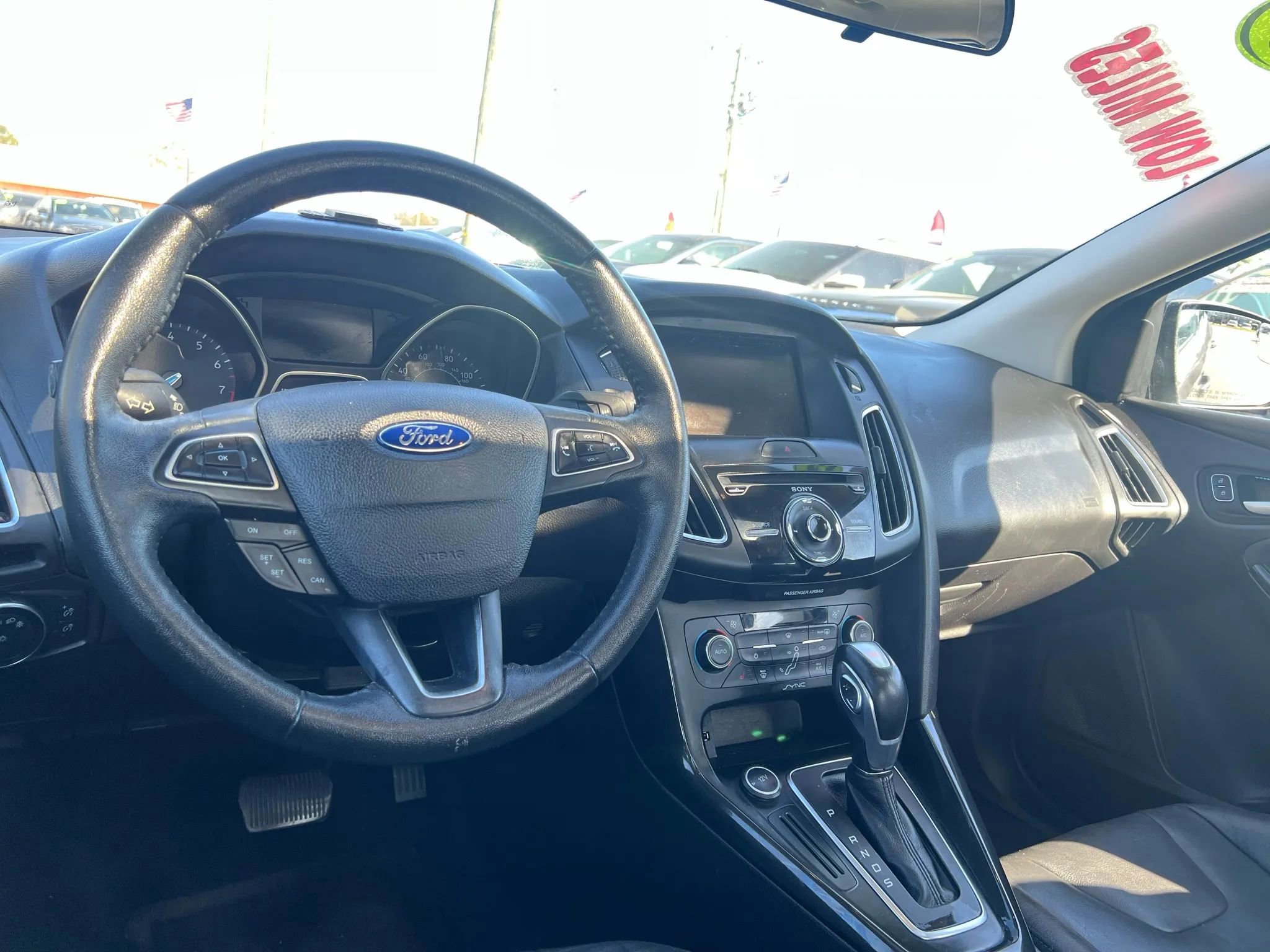 Used 2015 Ford Focus Titanium image 13