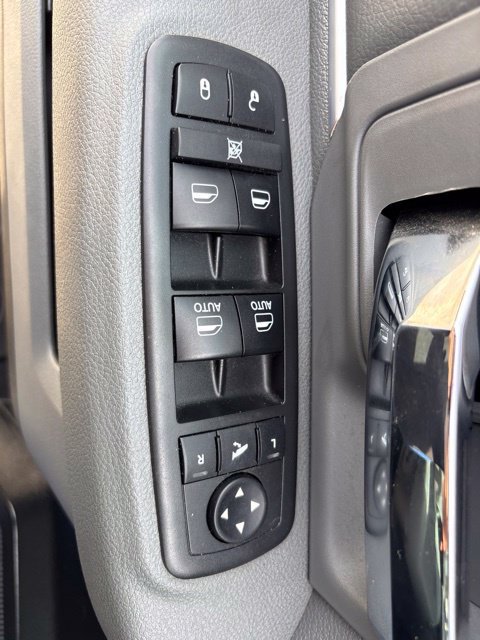 Used 2018 RAM 1500 Big Horn AWD/4WD image 32