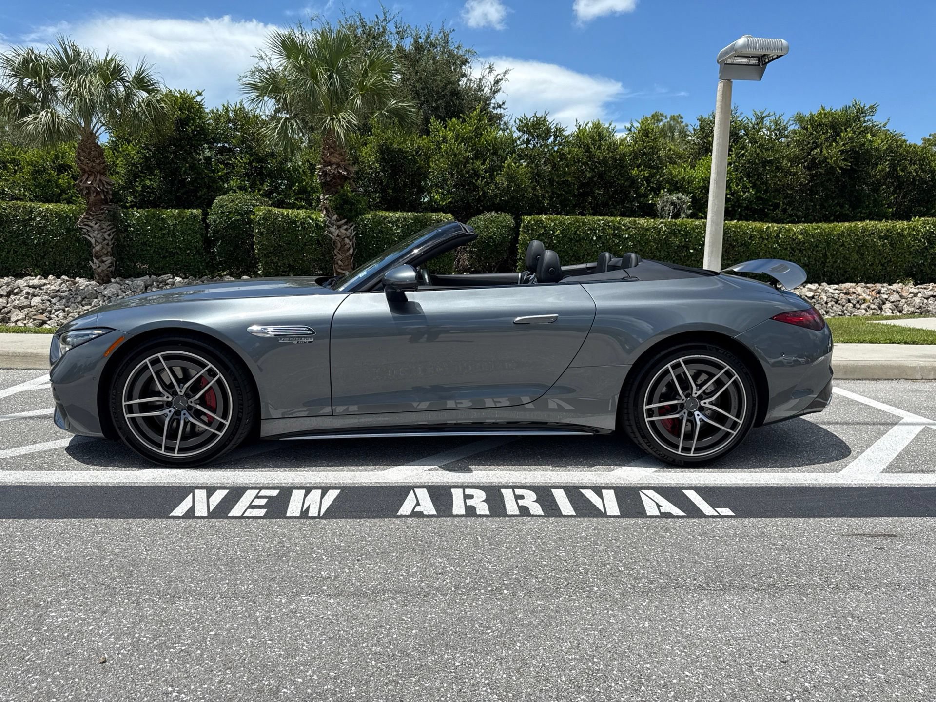 Used 2022 Mercedes-Benz SL 55 AMG 4MATIC image 2
