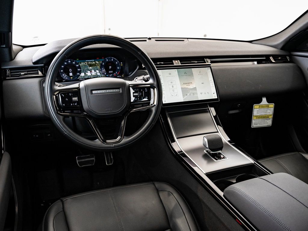 Used 2024 Land Rover Range Rover Velar Dynamic SE AWD/4WD image 4