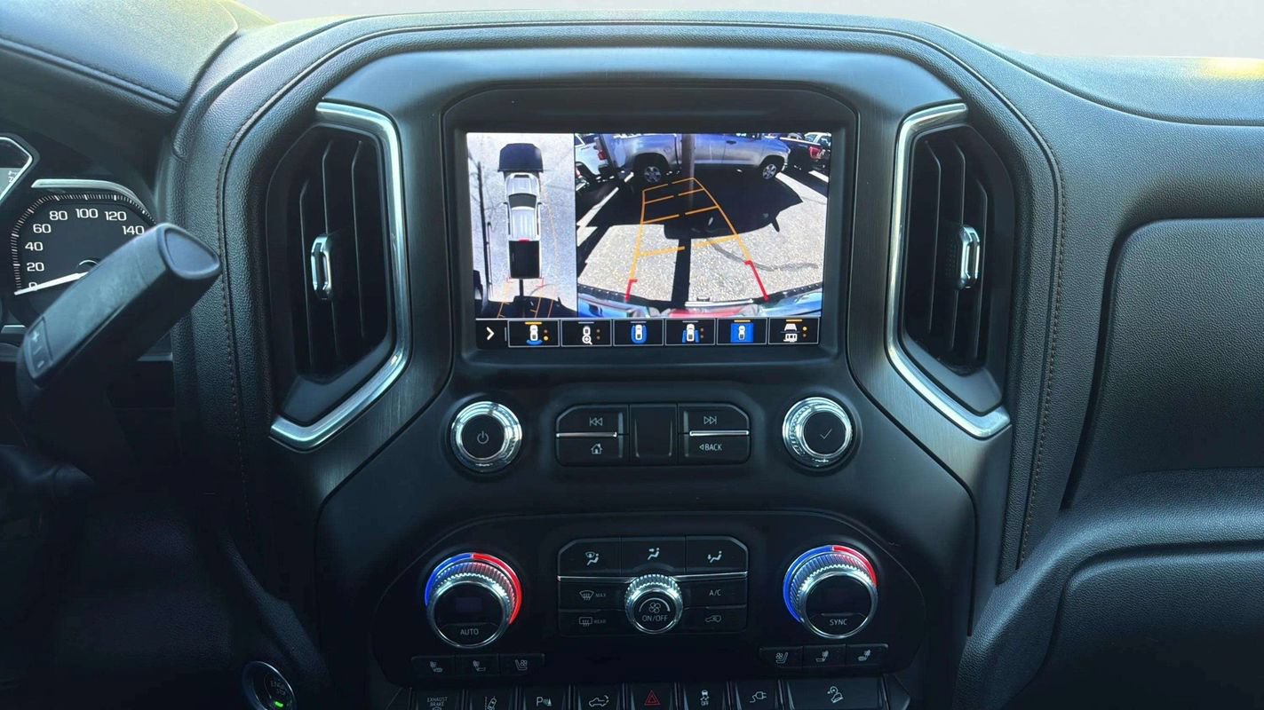 Used 2023 GMC Sierra 3500 AT4 w/ AT4 Preferred Package AWD/4WD image 11