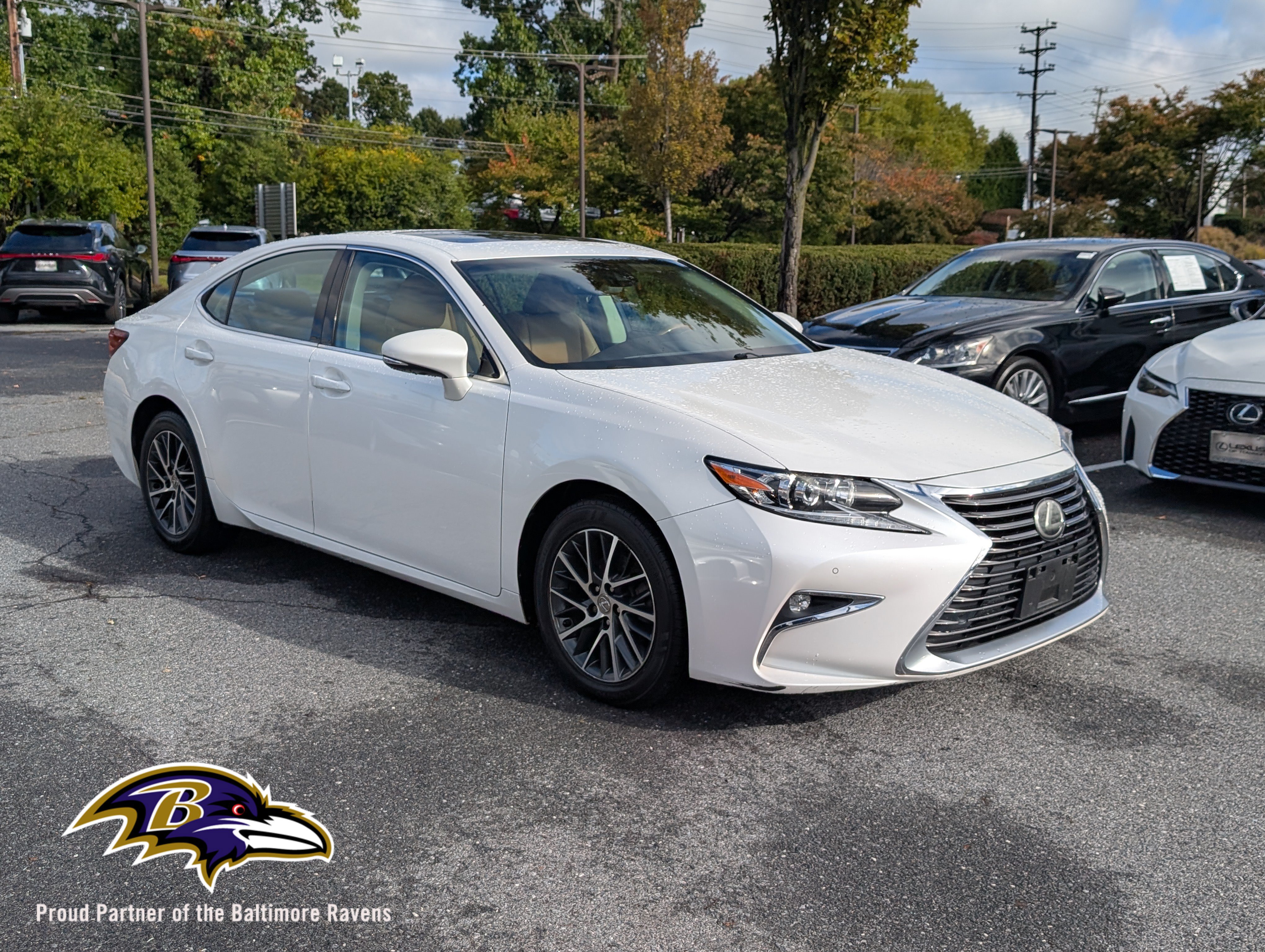 Used 2017 Lexus ES 350 w/ Navigation System Package