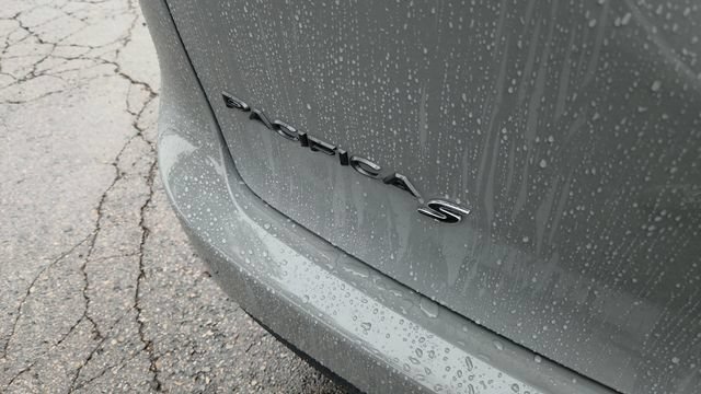 Certified 2023 Chrysler Pacifica Limited w/ Uconnect Theater Family Group AWD/4WD image 36