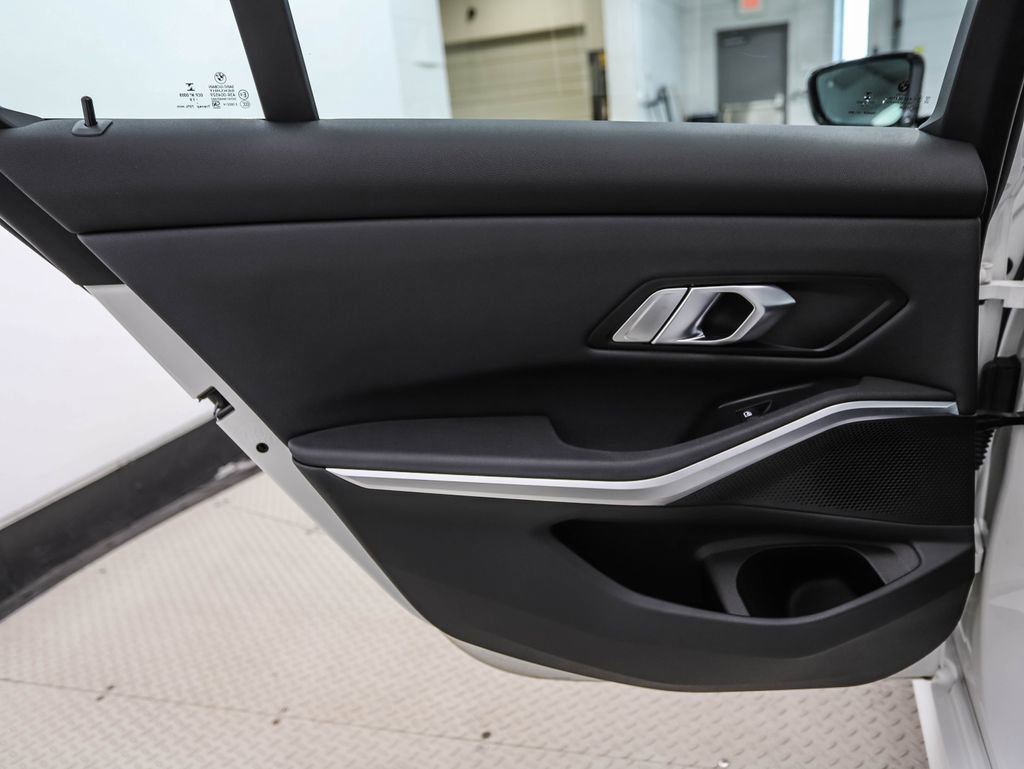 Used 2020 BMW 330i xDrive Sedan w/ Driving Assistance Package image 20