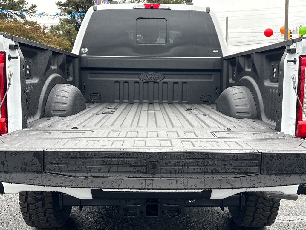 New 2026 Ford F250 Lariat w/ Black Appearance Package image 18