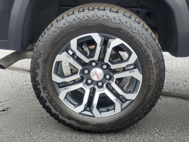 Used 2024 GMC Canyon AT4 w/ AT4 Premium Package image 5