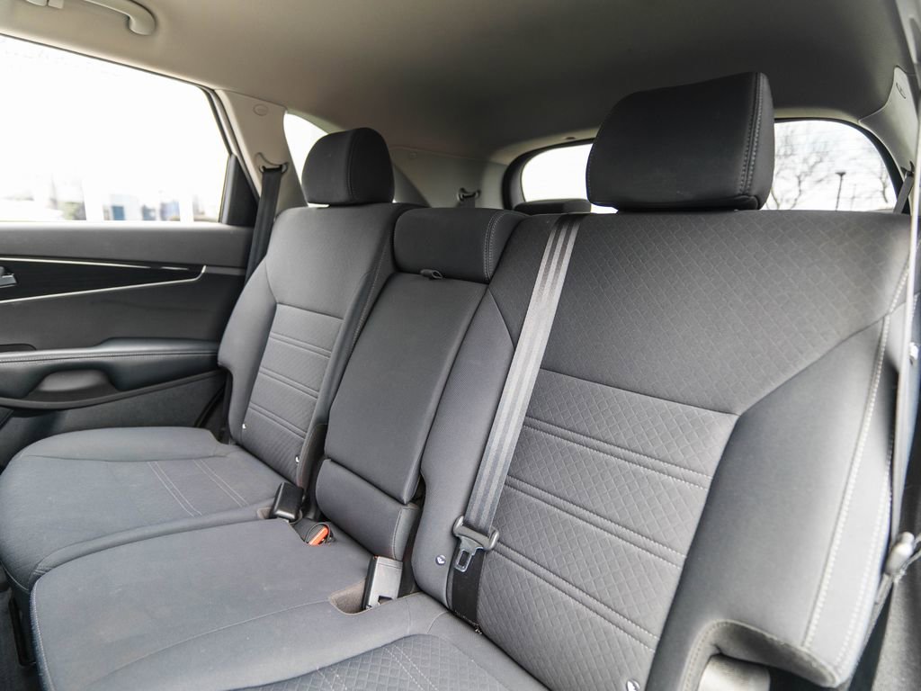 Used 2019 Kia Sorento LX w/ LX Convenience Package image 30