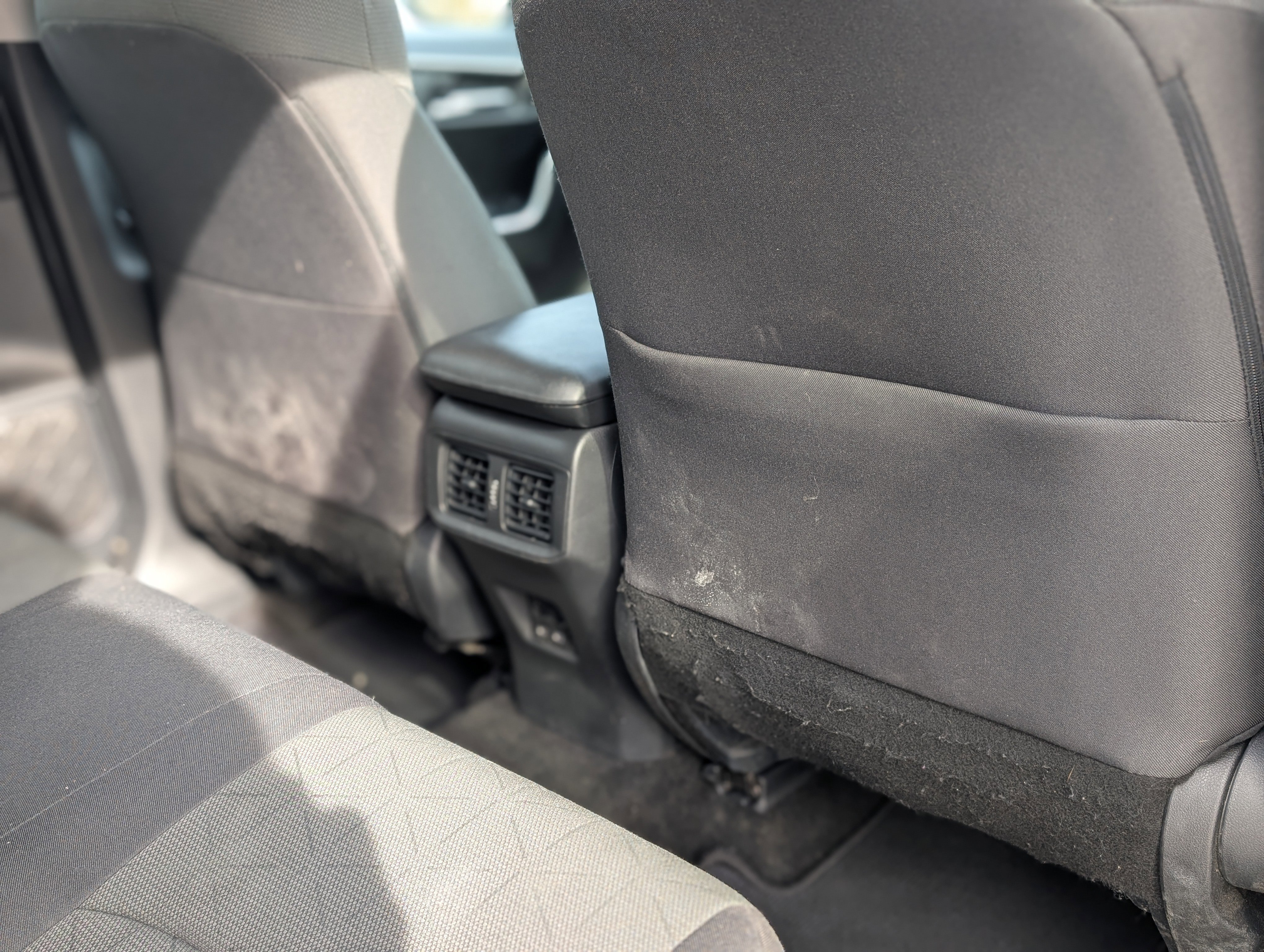 Used 2023 Toyota RAV4 XLE image 40