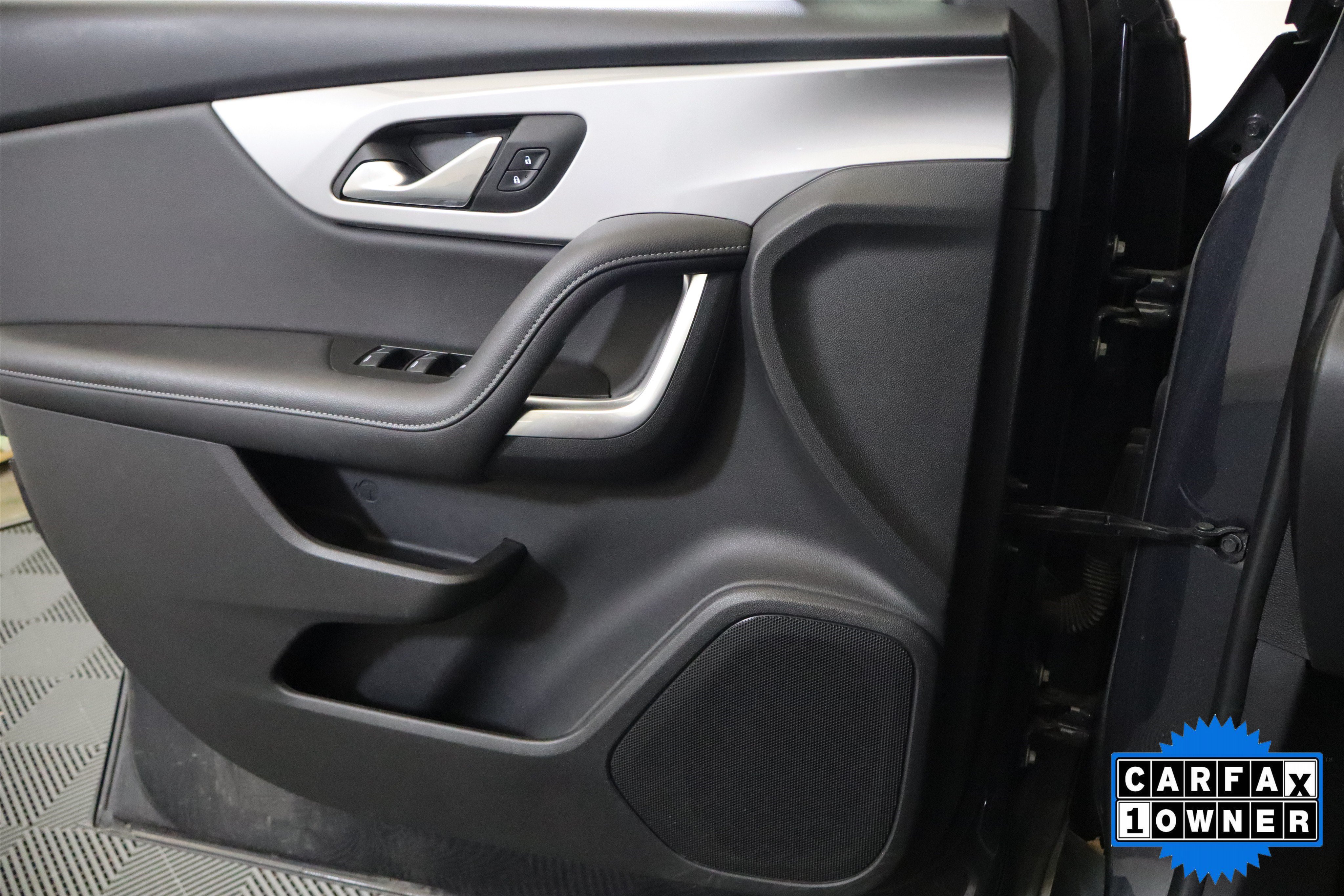 Used 2022 Chevrolet Blazer LT w/ LPO, Black Accent Package FWD image 34