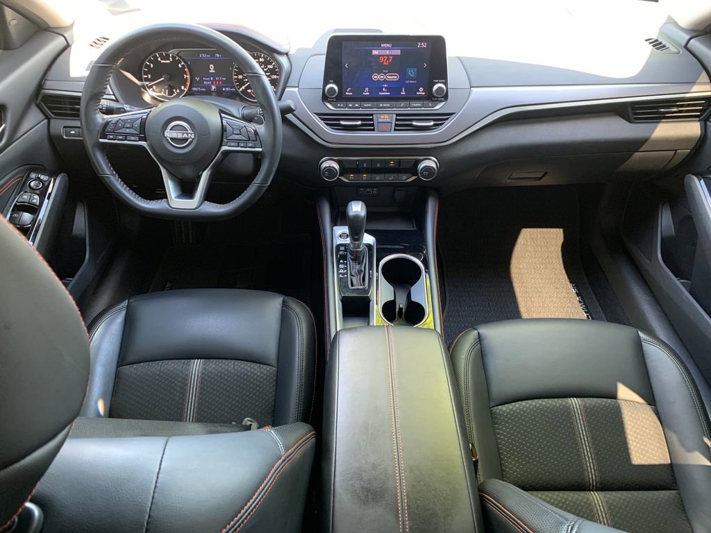 Used 2023 Nissan Altima 2.5 SR image 15