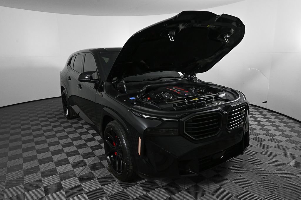 Used 2023 BMW XM AWD/4WD image 32