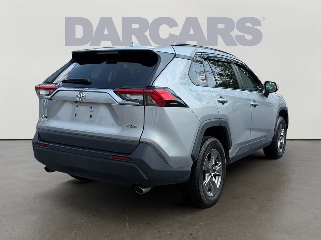 Used 2024 Toyota RAV4 XLE FWD image 7