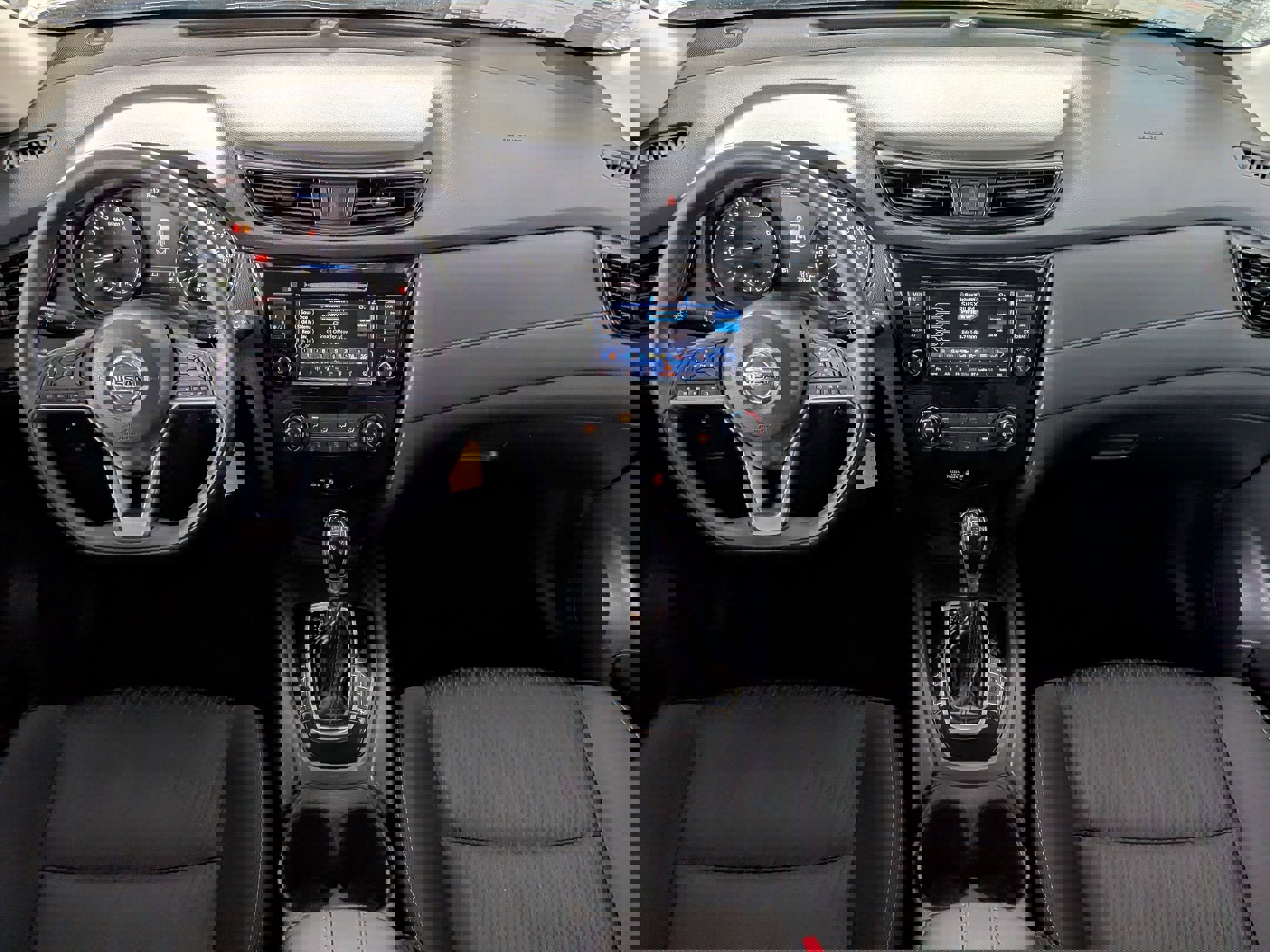 Used 2018 Nissan Rogue S image 28