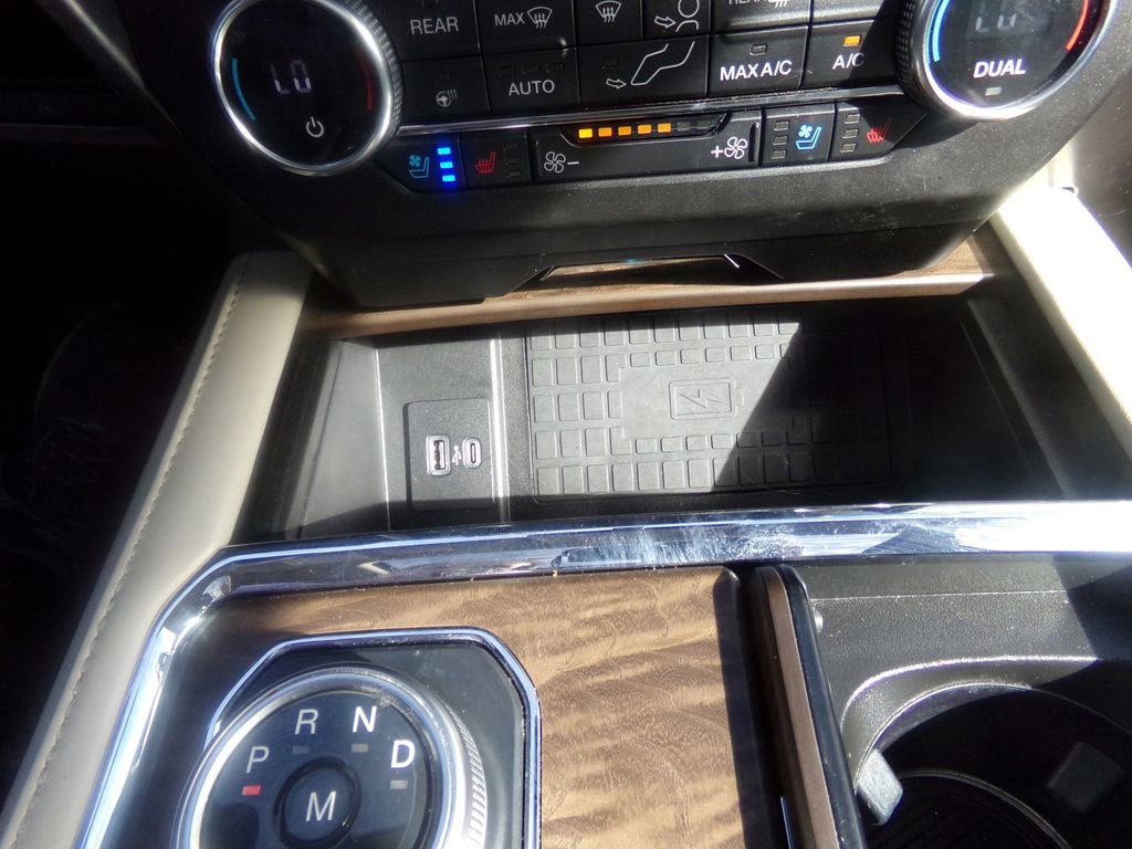 Used 2021 Ford Expedition Platinum image 22