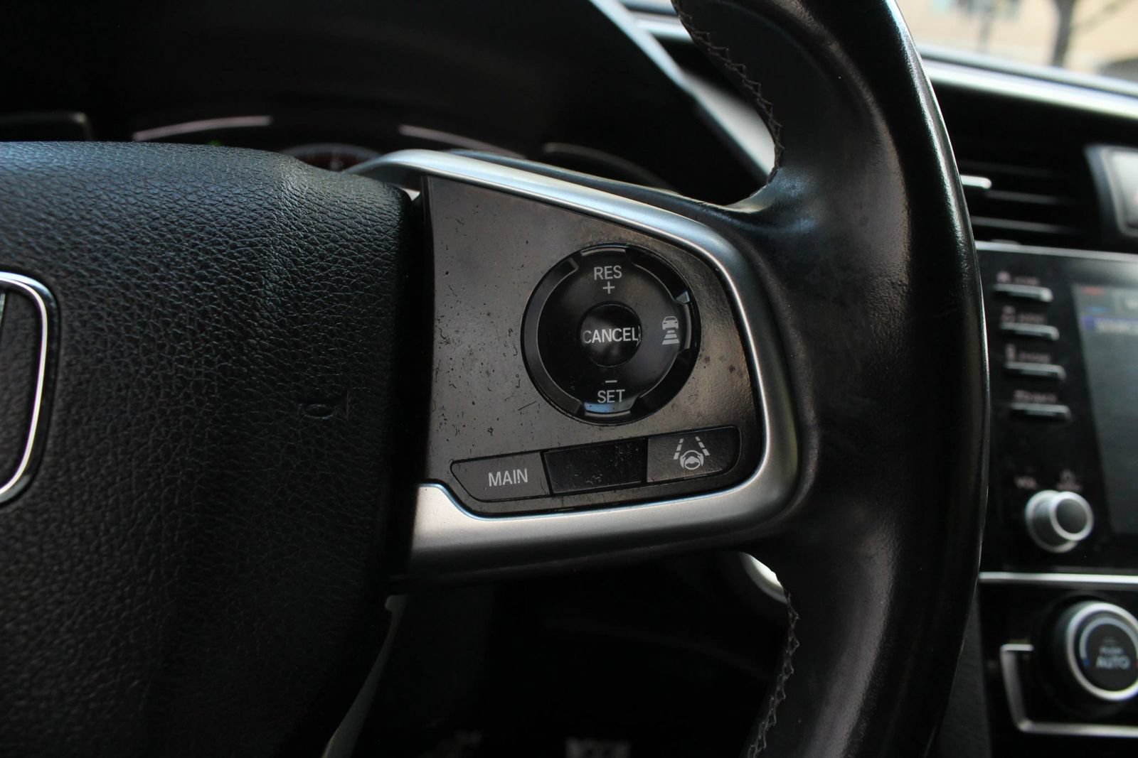 Used 2019 Honda Civic Sport image 30