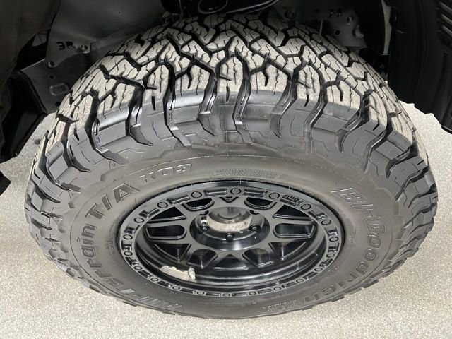 Used 2019 Toyota 4Runner SR5 image 17