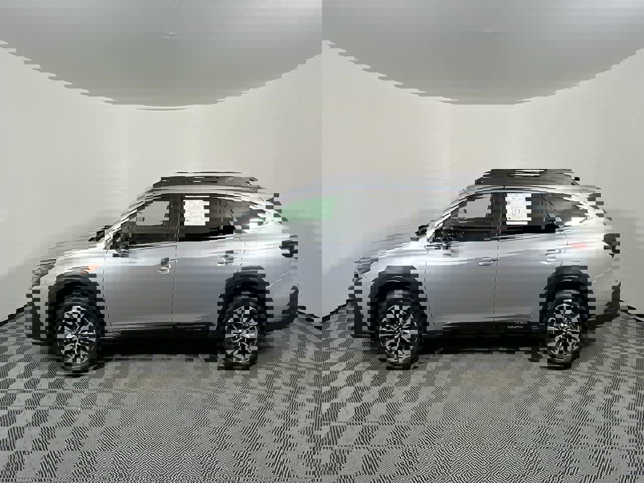 Used 2024 Subaru Outback Limited image 6