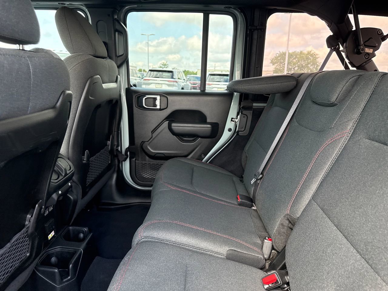 Certified 2024 Jeep Wrangler Unlimited Rubicon w/ Safety Group image 13