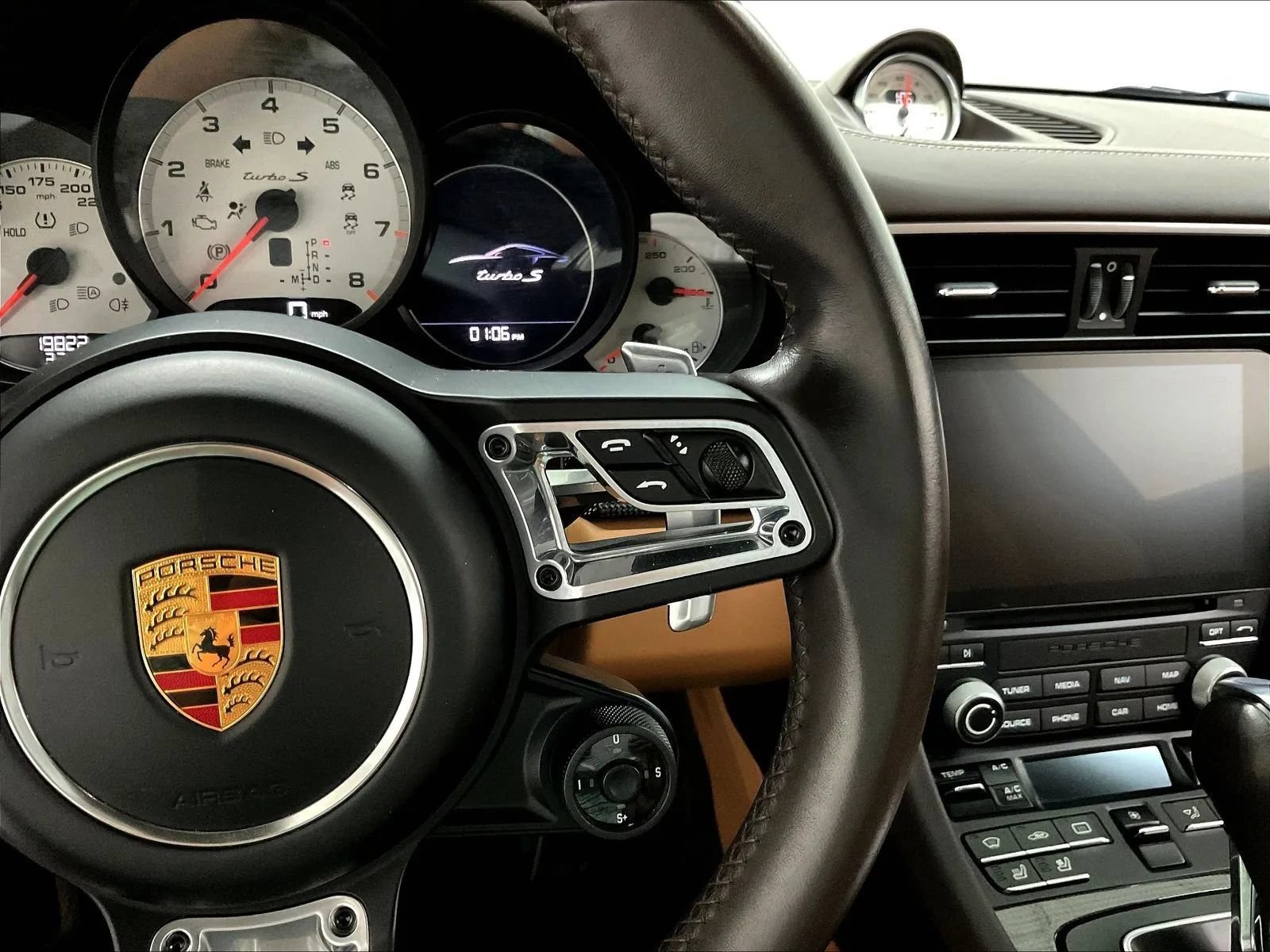 Used 2017 Porsche 911 Turbo S AWD/4WD image 21