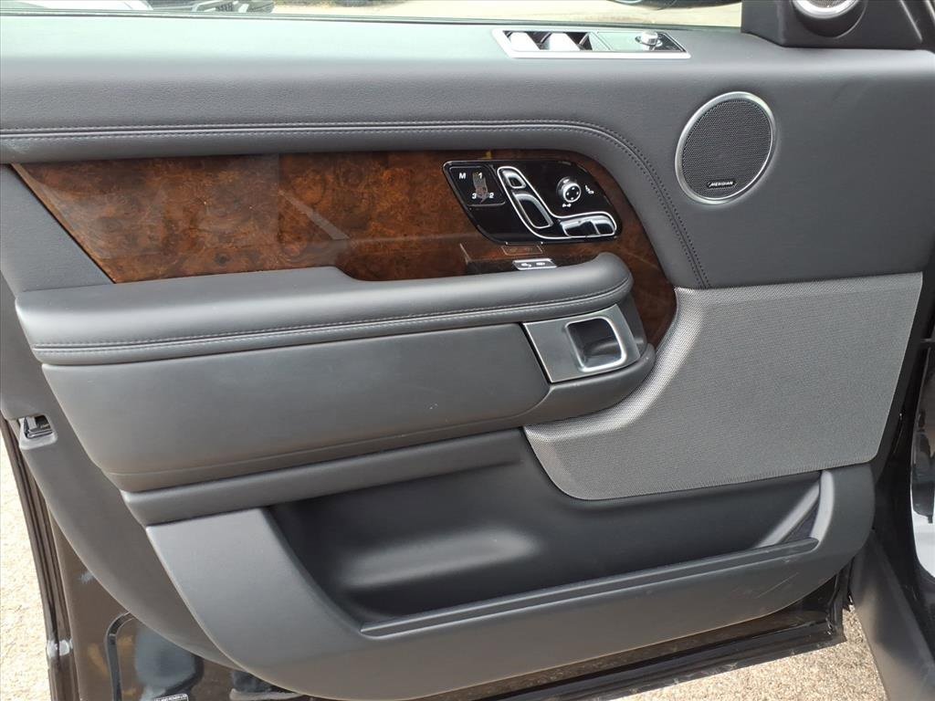 Used 2021 Land Rover Range Rover Westminster Edition image 13