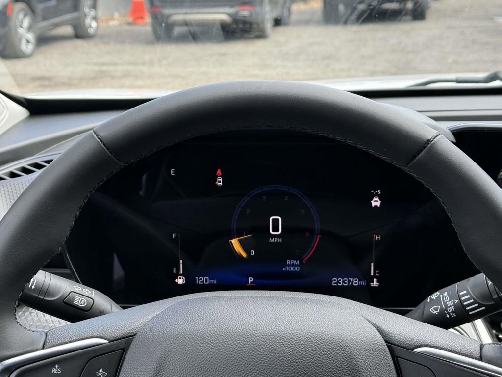 Used 2024 Chevrolet Trax ACTIV w/ Sunroof Package image 18