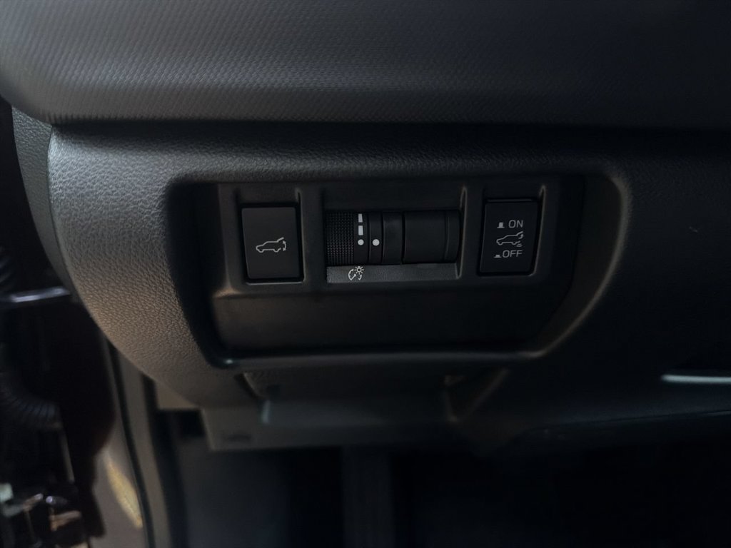 Used 2026 Subaru Forester Premium AWD/4WD image 17