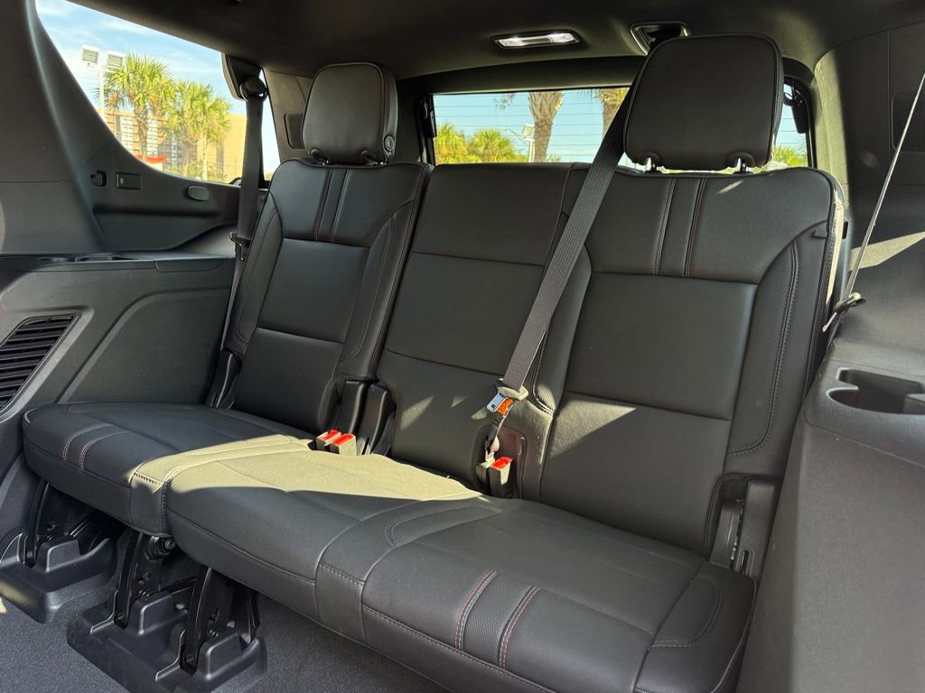 Used 2022 Chevrolet Tahoe RST w/ Sport Performance Package image 16