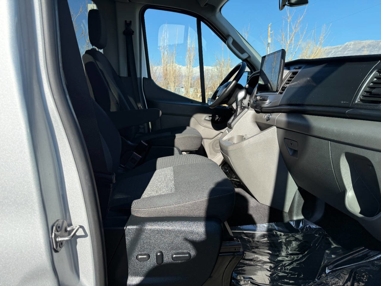 Used 2022 Ford Transit 350 XLT image 18