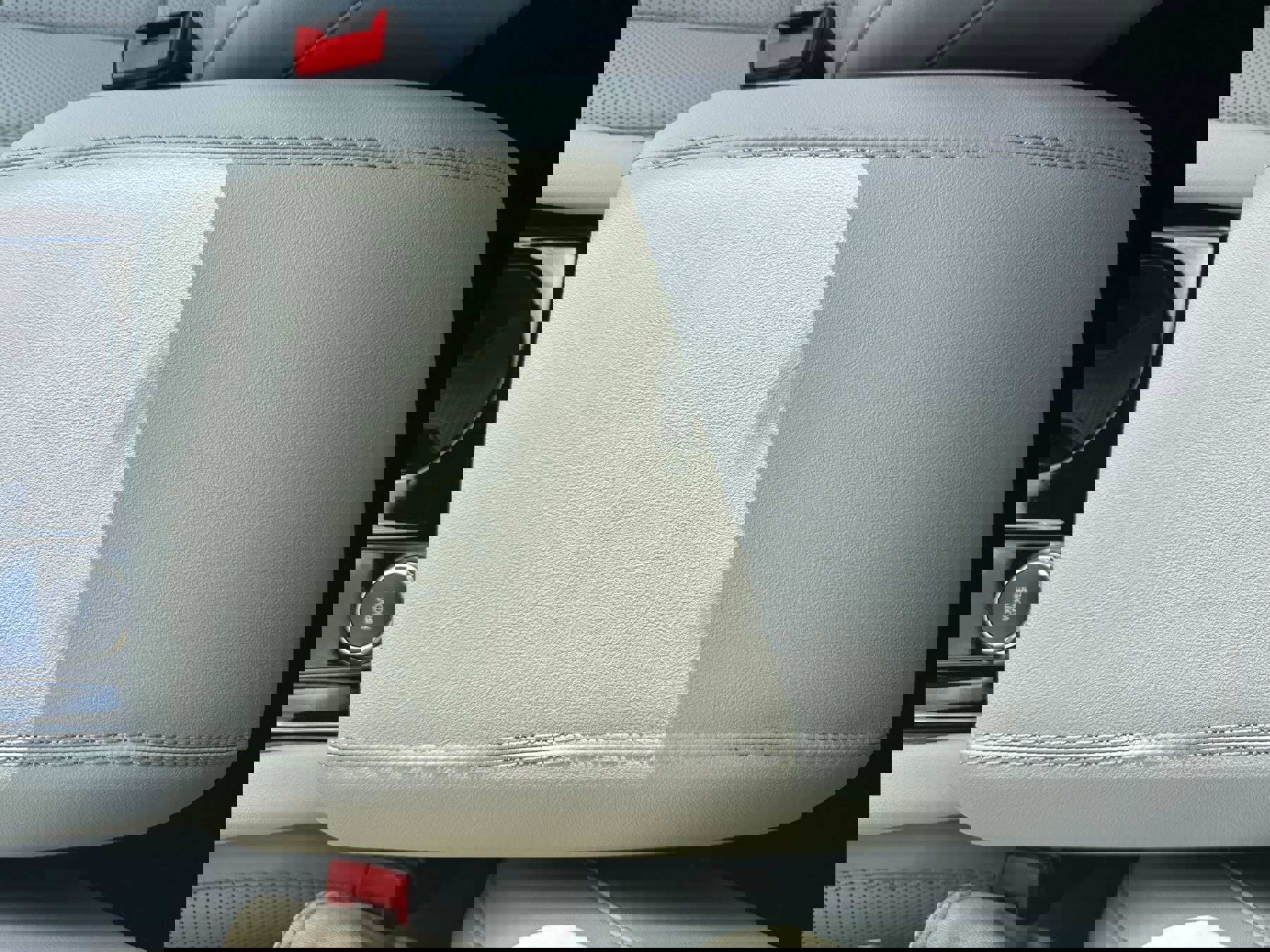 New 2026 Ford Explorer Platinum w/ LUX Leather Package image 26