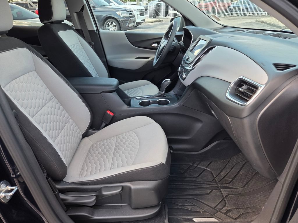 Used 2021 Chevrolet Equinox LS w/ LS Convenience Package FWD image 15