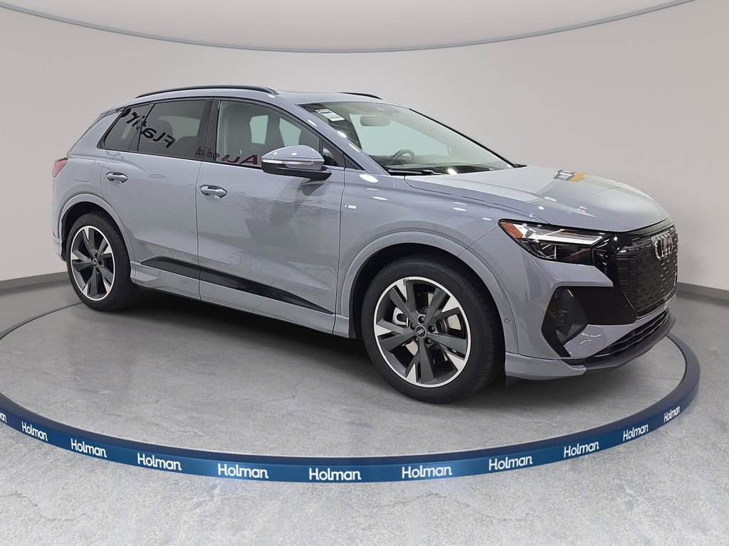 Used 2024 Audi Q4 e-tron Premium Plus w/ Premium Plus image 5