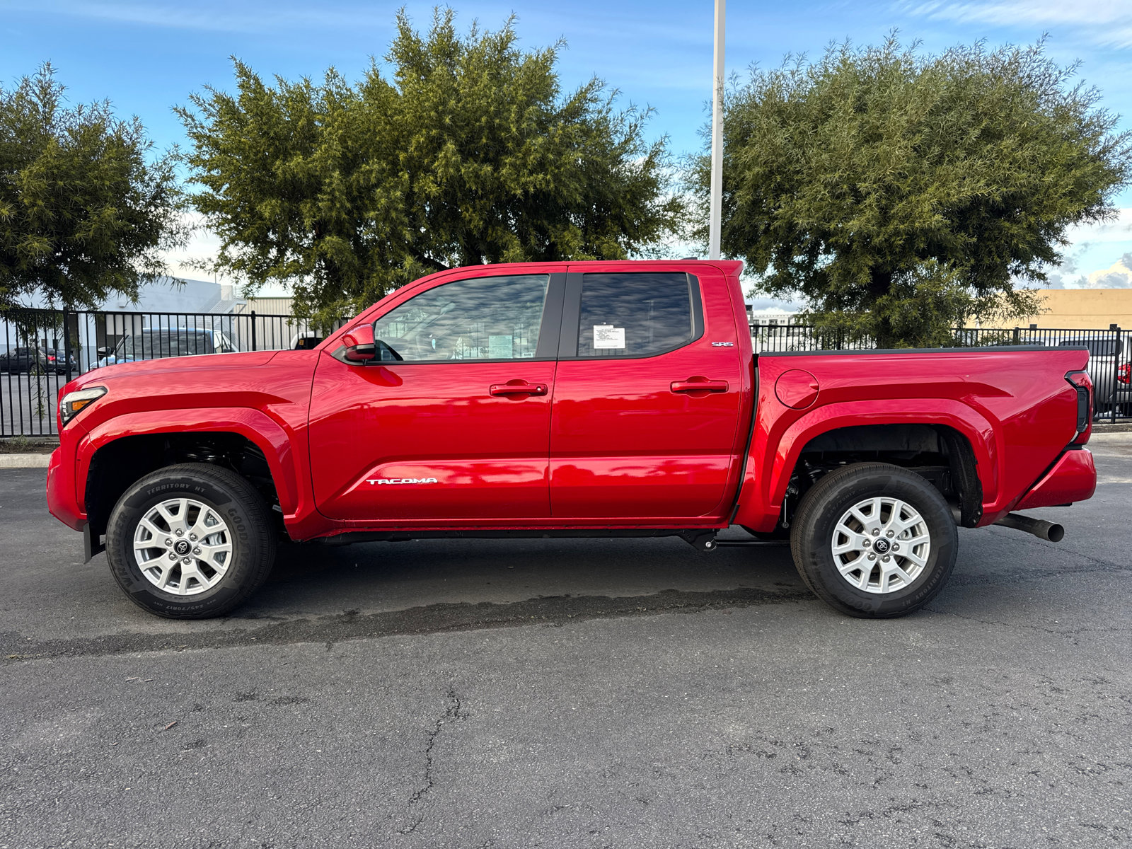 New 2025 Toyota Tacoma SR5 image 7