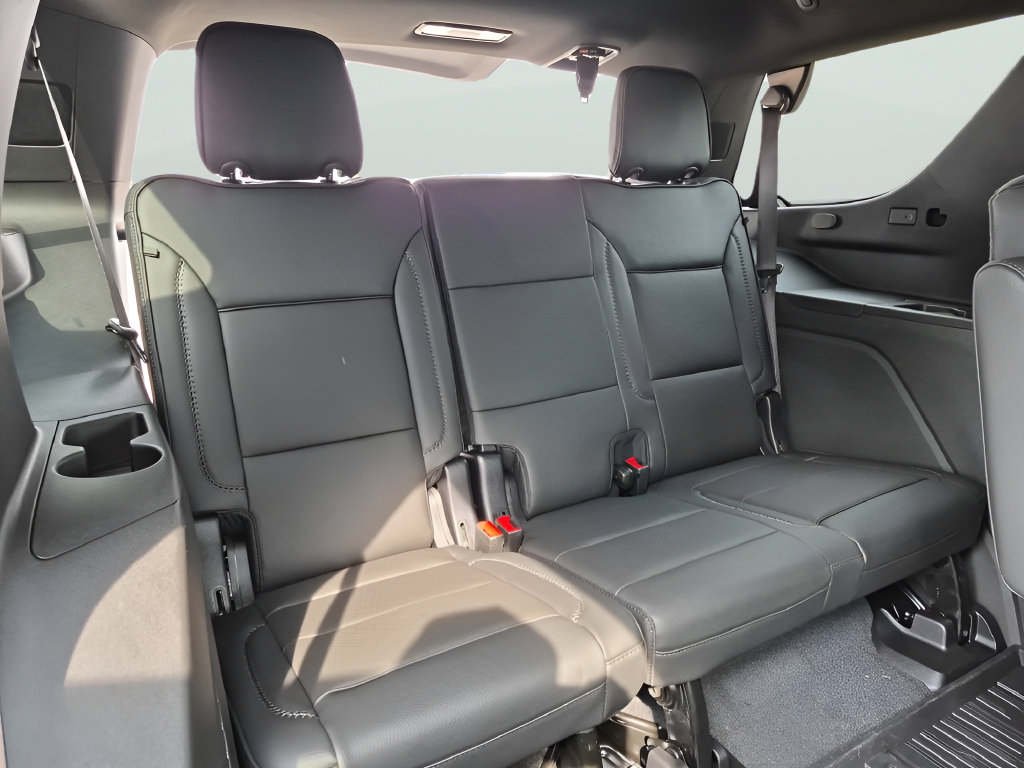 New 2026 GMC Yukon Denali w/ Denali Reserve Package AWD/4WD image 35