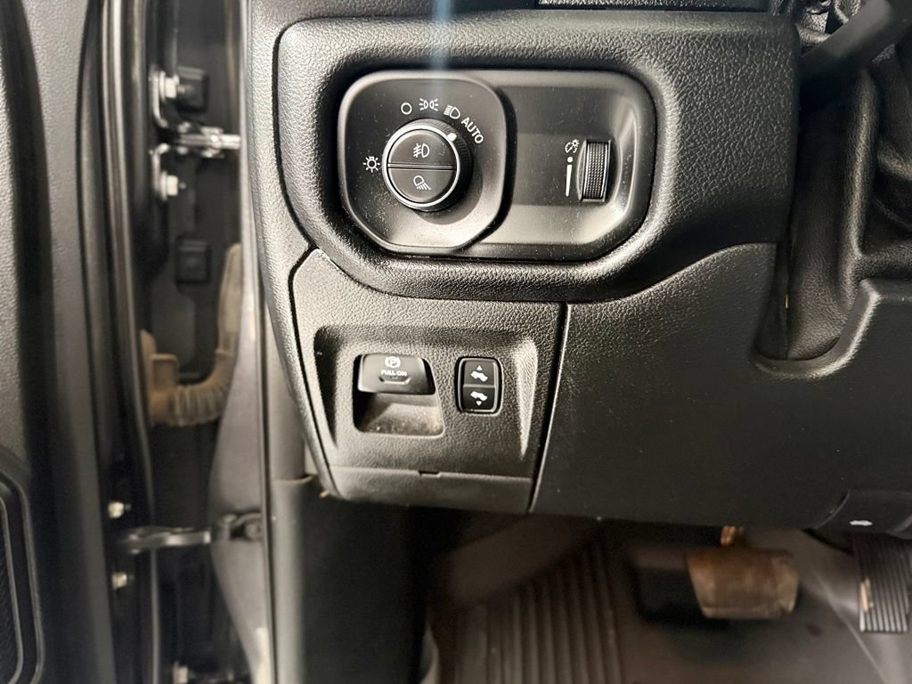 Used 2022 RAM 1500 Lone Star RWD image 14