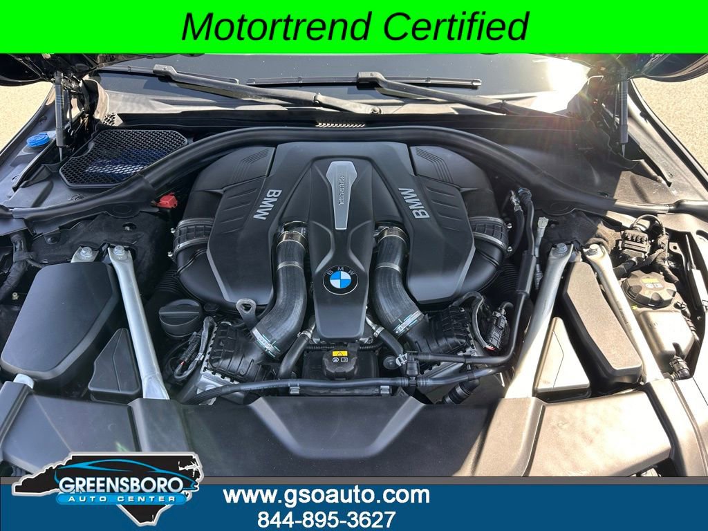 Used 2019 BMW 750i w/ M Sport Package RWD image 38